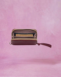 Consuela - Women's Zippy Wallet