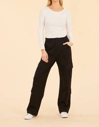 Dolce Cabo - Cargo Ponte Pants