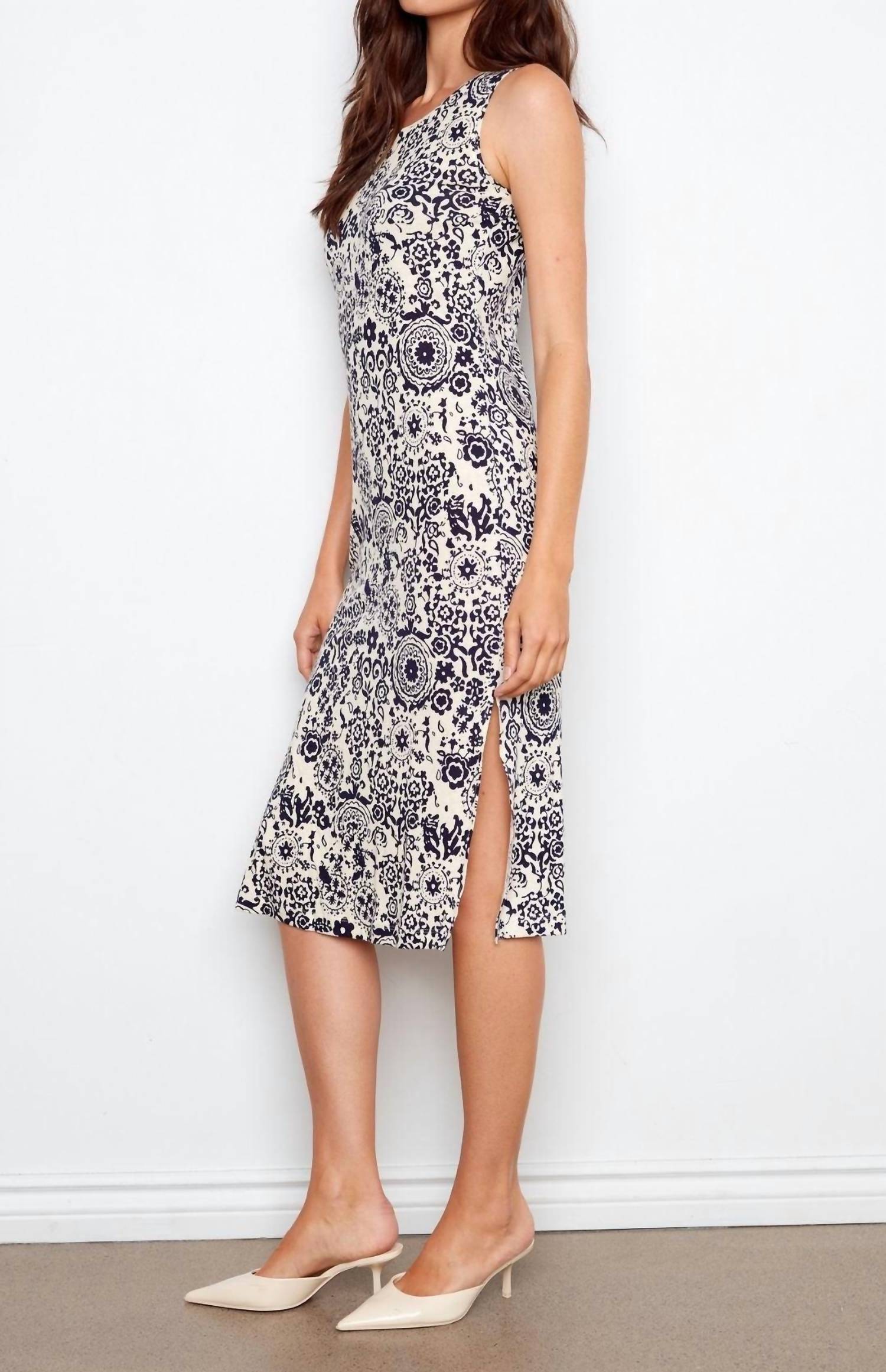 Charlie B - Printed Sleeveless Scoop Neck Midi Dress