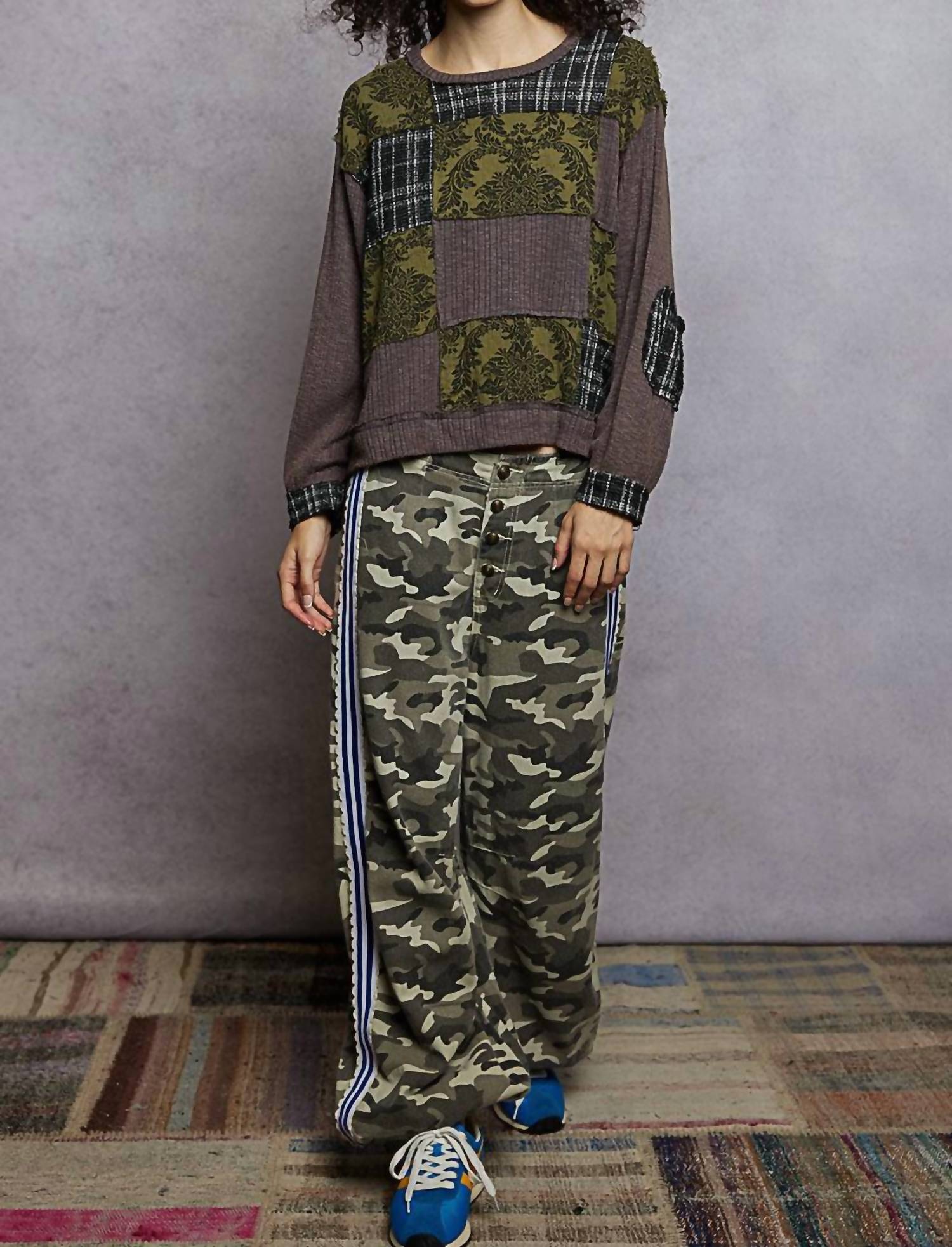 POL Printed Patch Relaxed Fit Top in gray - women's long sleeve top - view 4