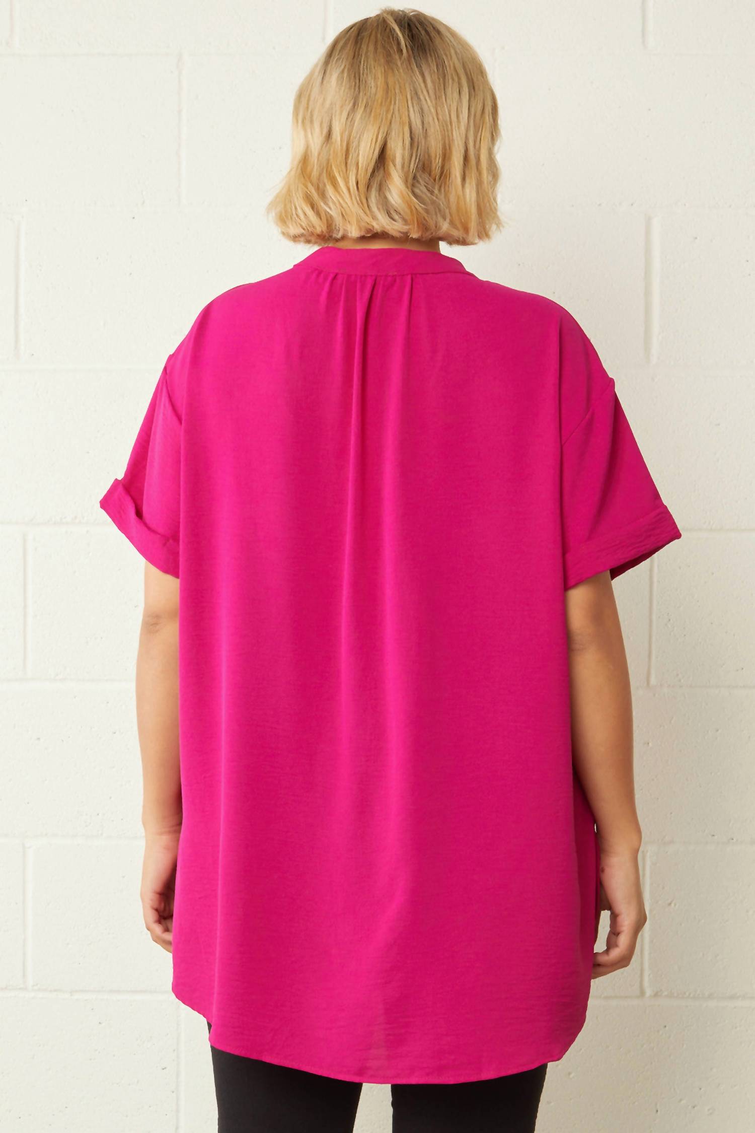 Entro - Textured Placket Top