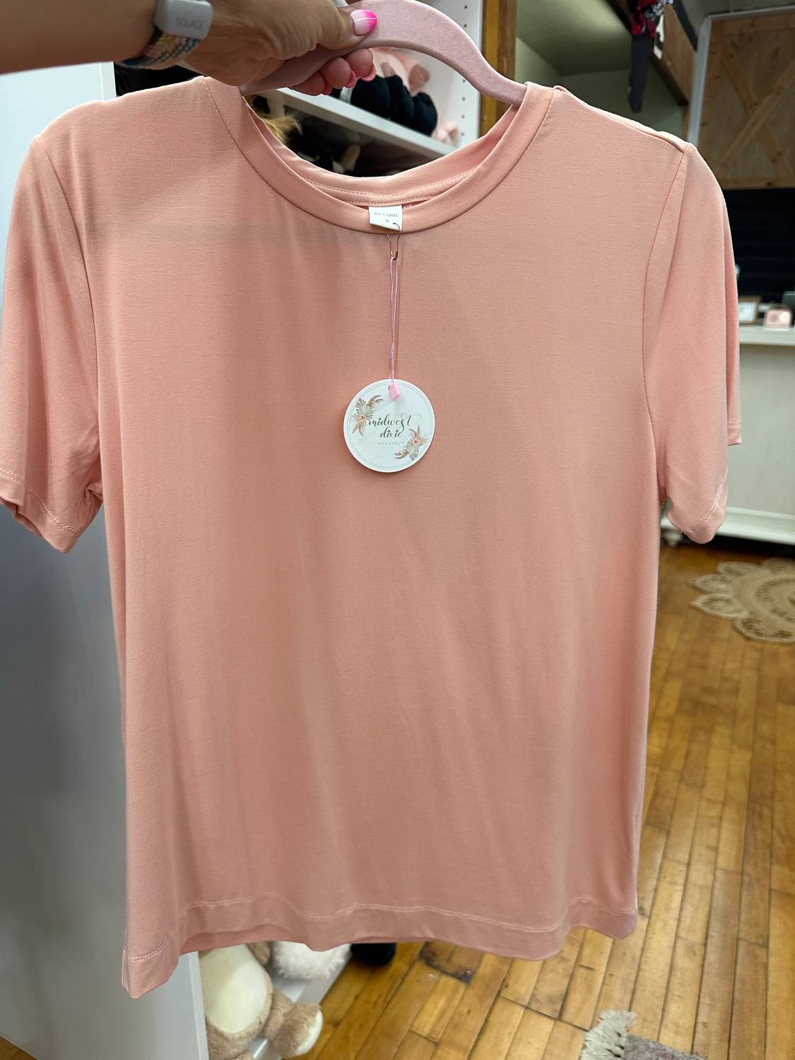 Be Cool - Women's Round Neck Basic Tee