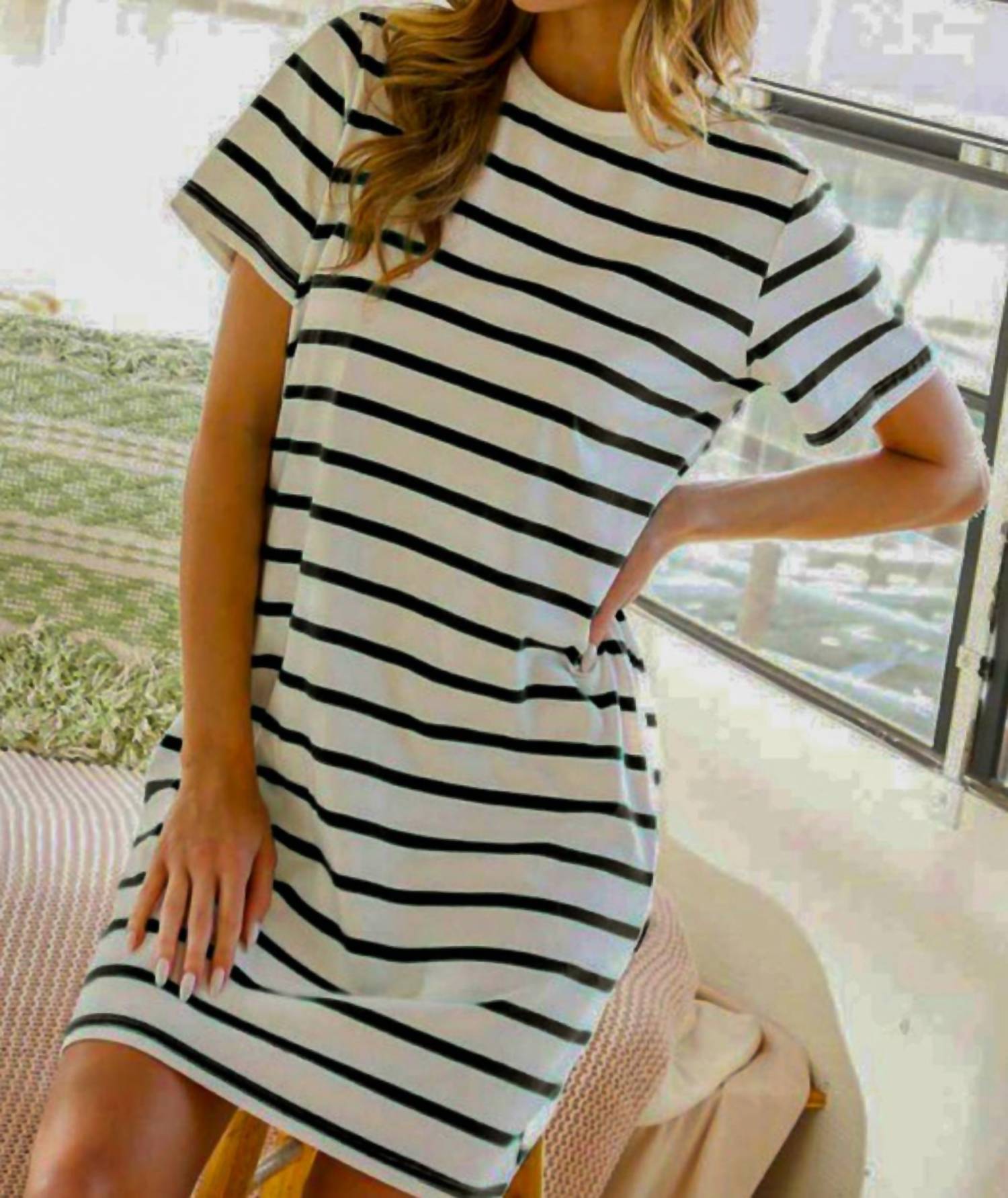 Vine & Love - Peri Stripe Knit Midi T-shirt Dress