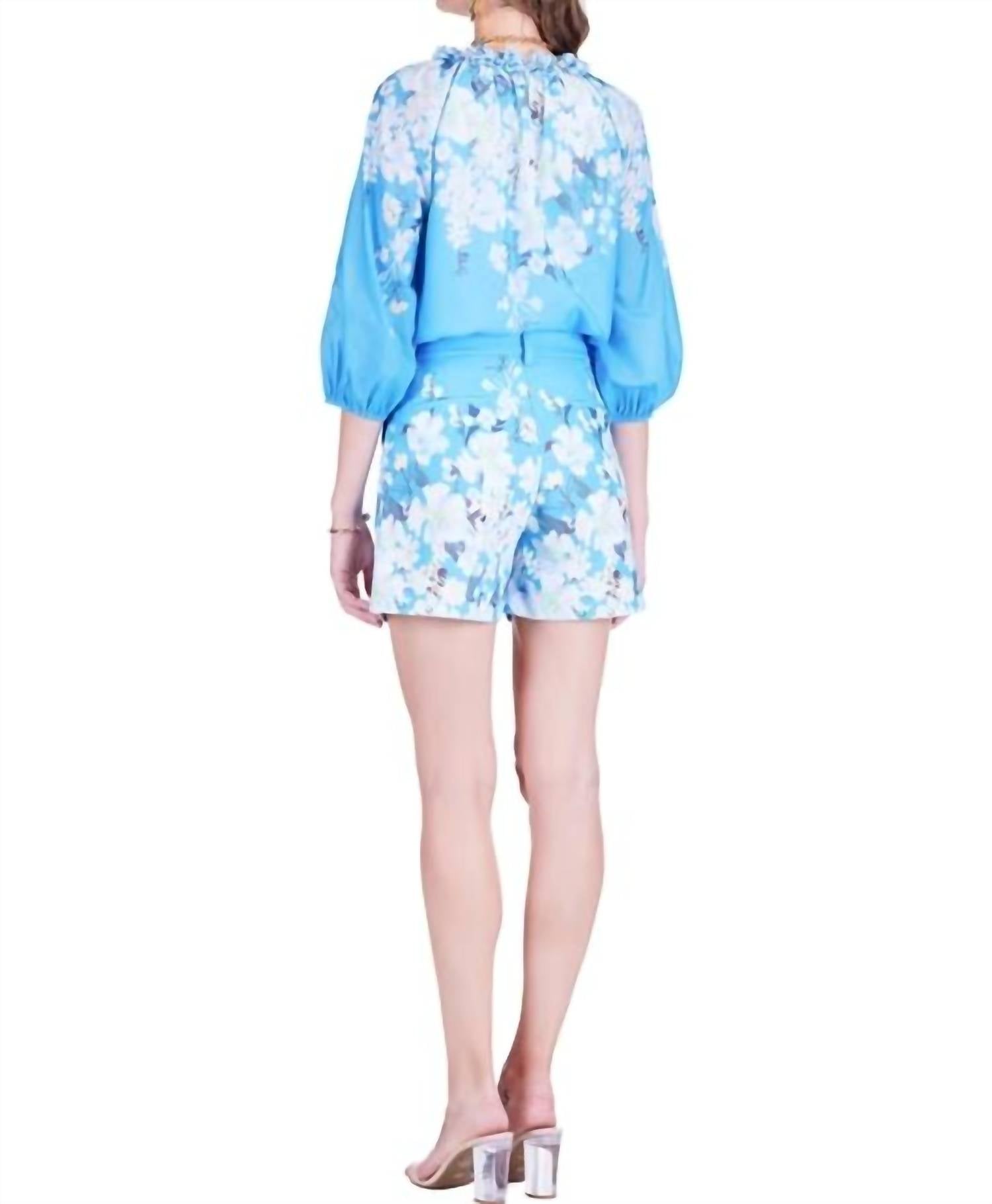 Jade - Dimensional Flowers Top