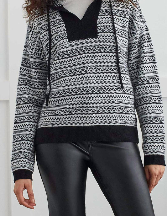 Tribal - Long Sleeve Hoodie Sweater