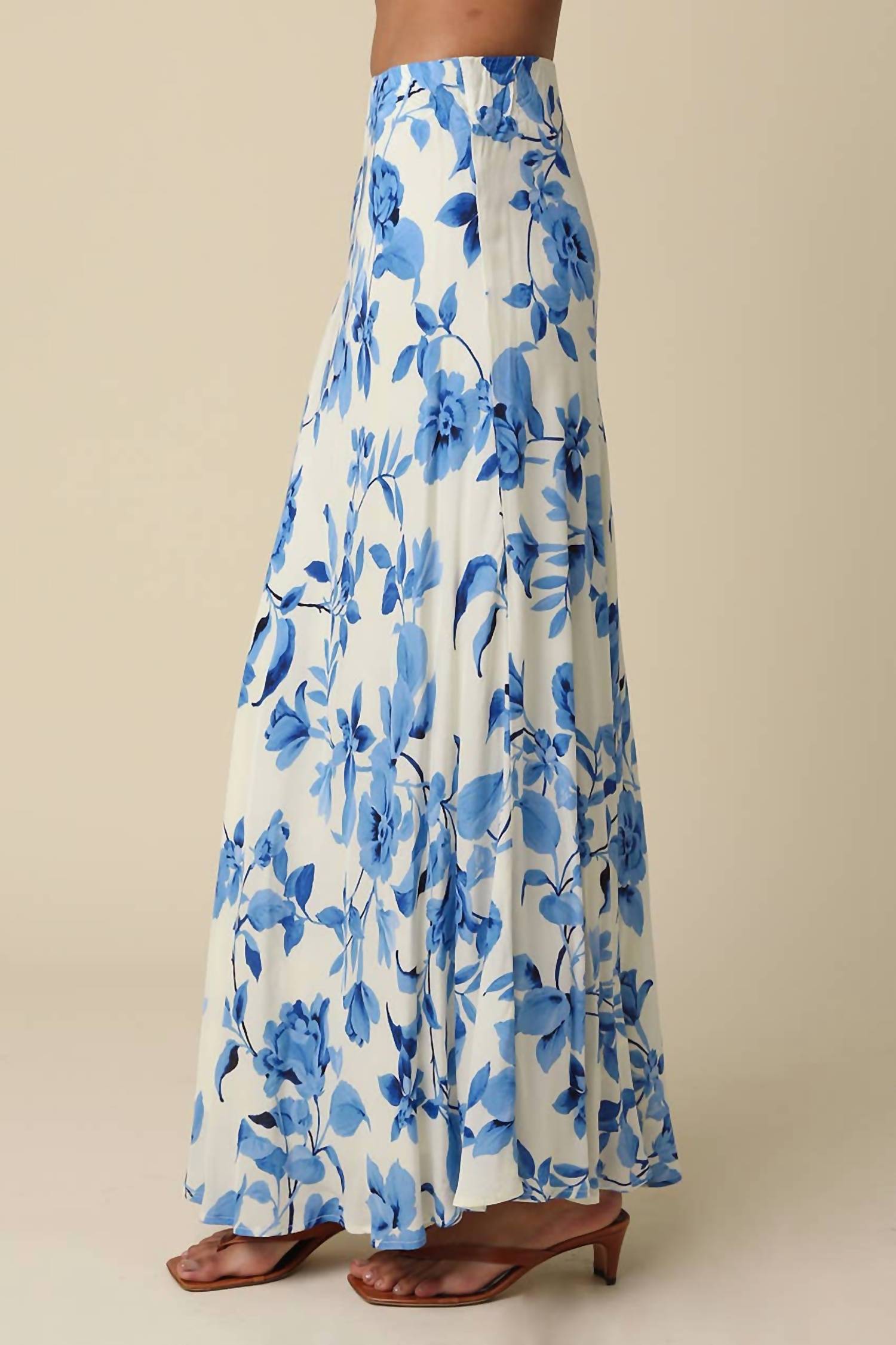 Olivaceous - Celest Floral Flow Maxi Skirt