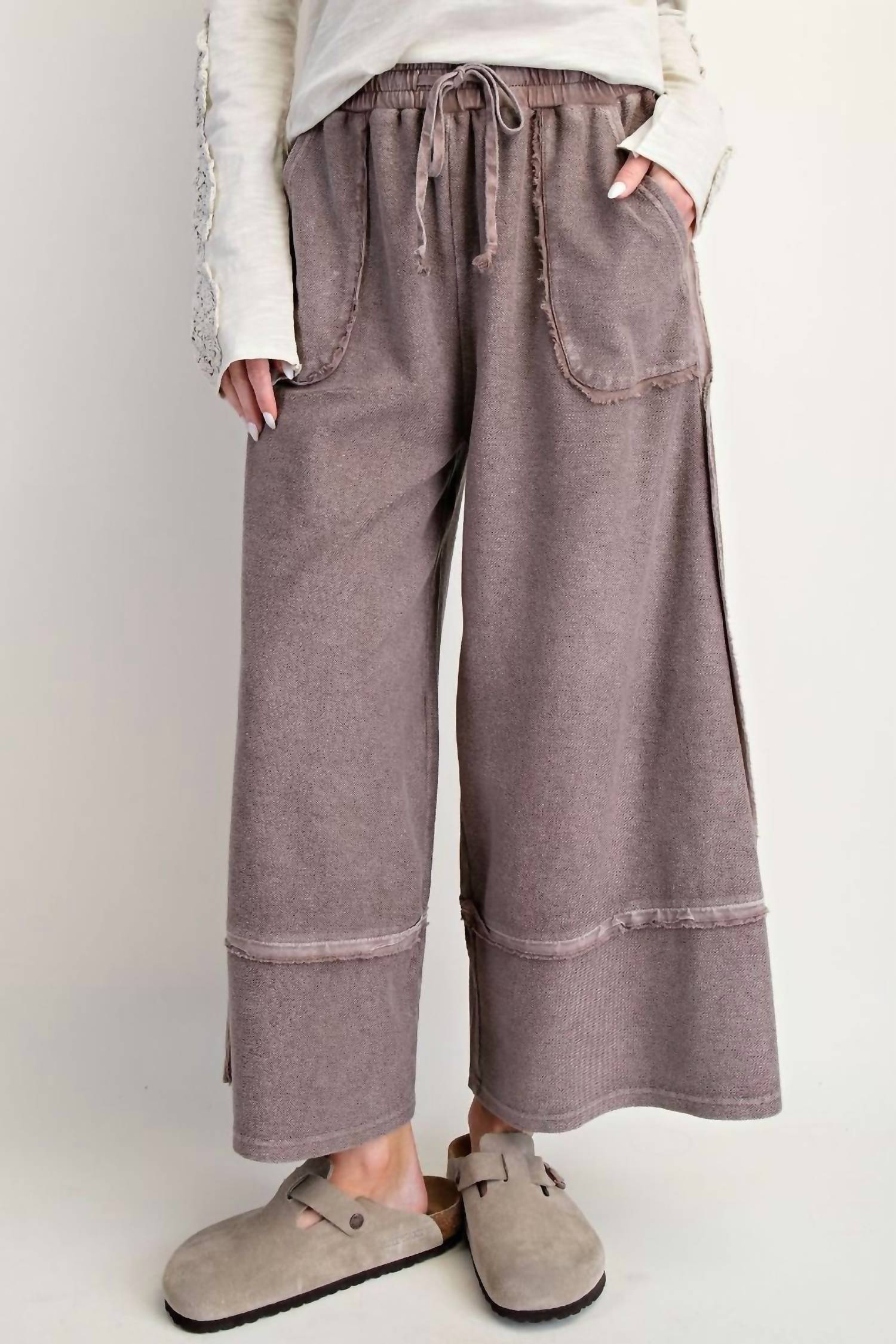 Easel - Lorraine Wide Leg Pants