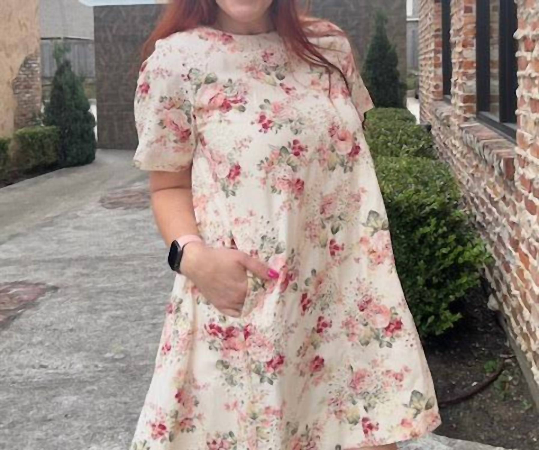 Entro - Blooming Meadow Lace Shift Dress