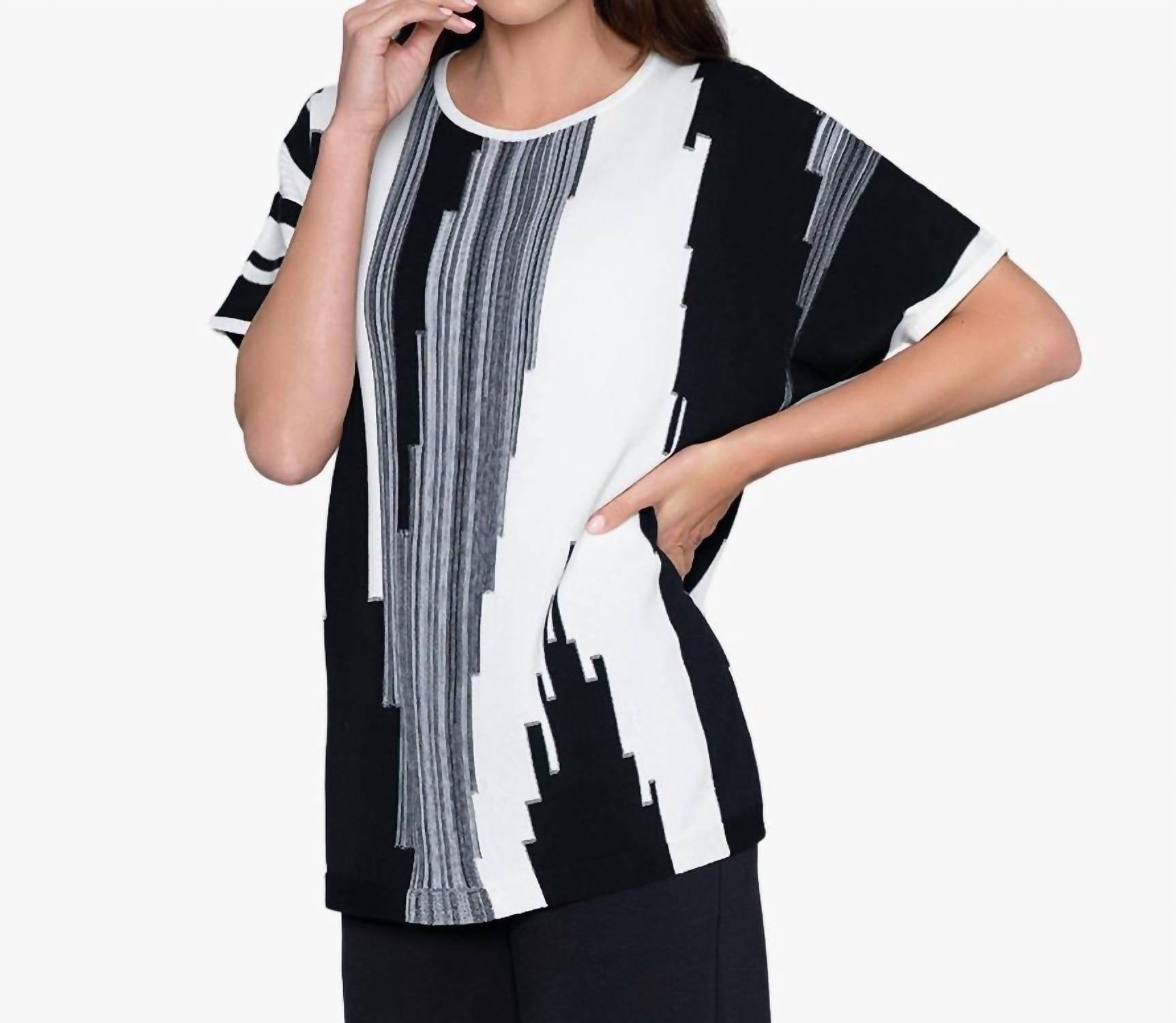 Stella Carakasi - Instant Chic Sweater