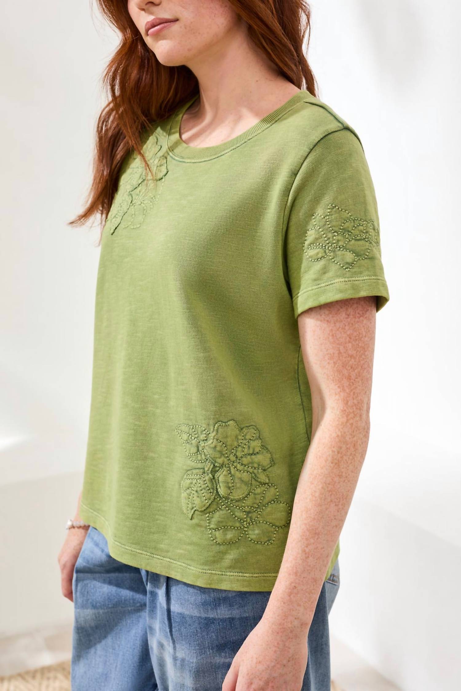 Tribal - Crew Neck Embroidery Applique T-shirt