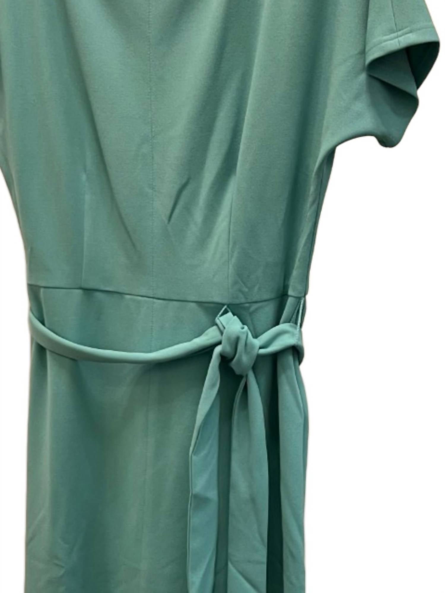 Maggy London - Women's Solid Asymmetrical Hem Midi