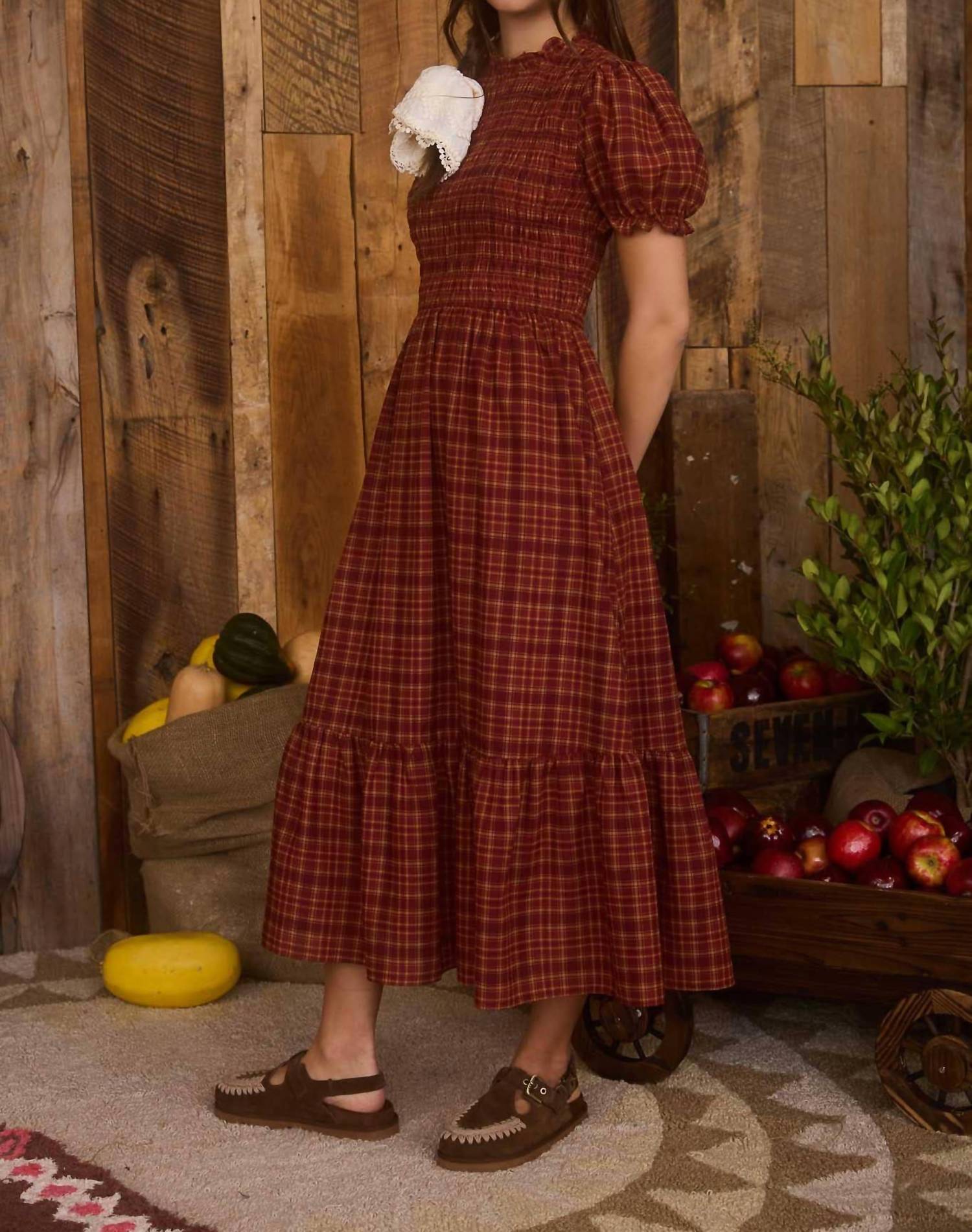Blu Pepper - Plaid Short Puff Sleeve Smocked Midi Dress