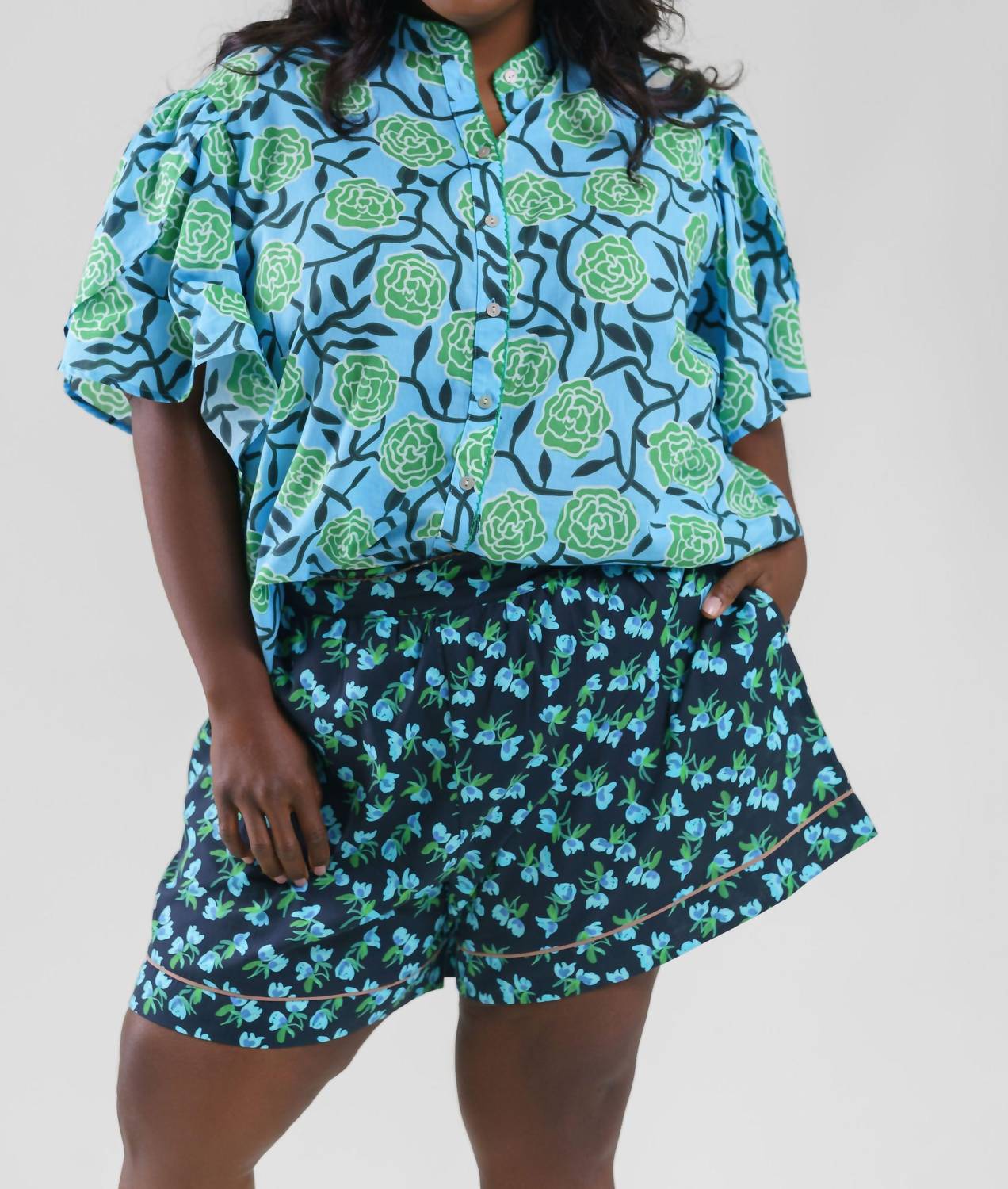 De Loreta - Estefania Floral Pullover Short - Plus
