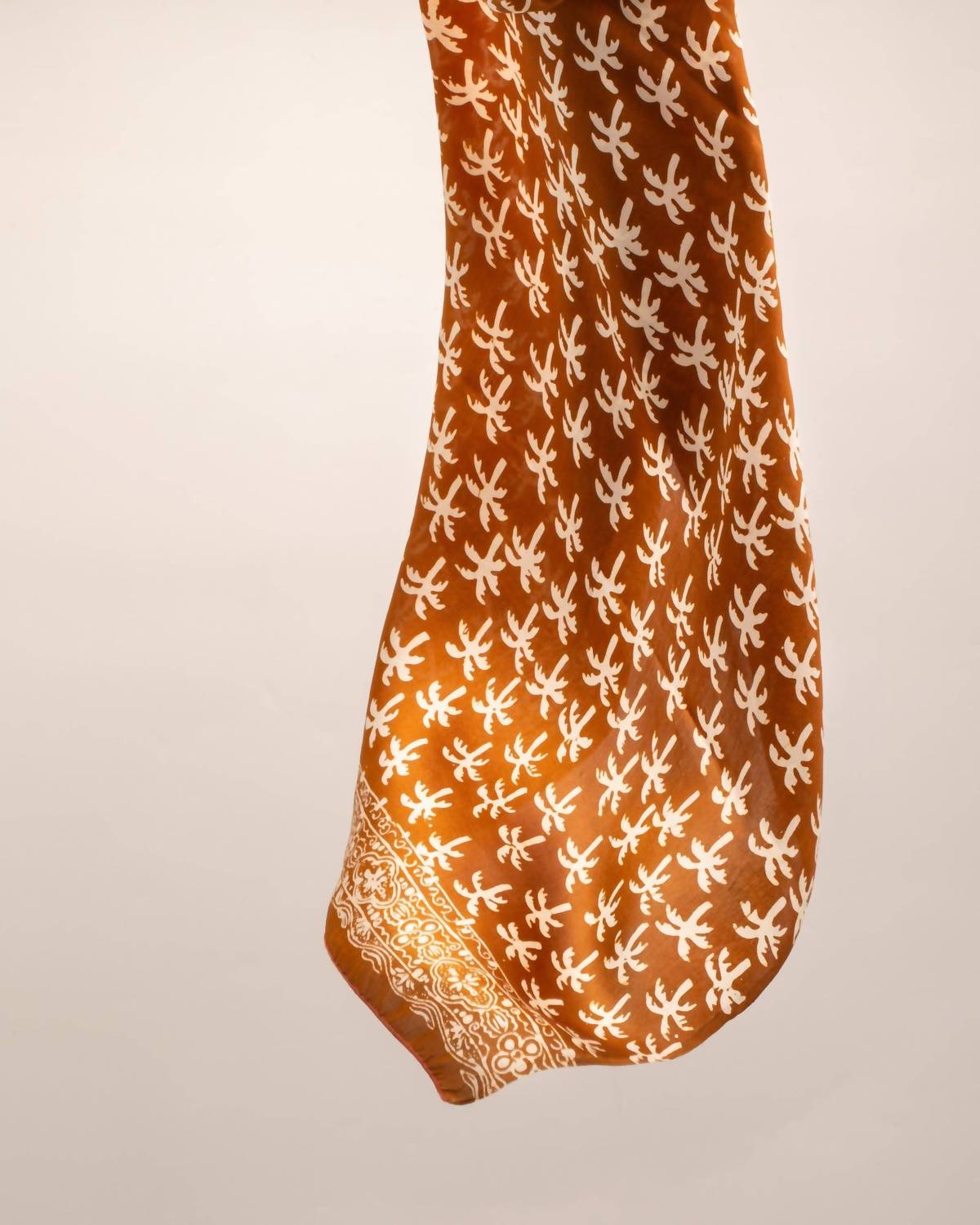 Ollie Burwell - Women's Palm Print Sarong