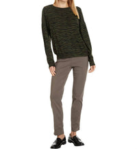 Elliott Lauren - Control Stretch Pull-on Ankle Pants With Back Slit