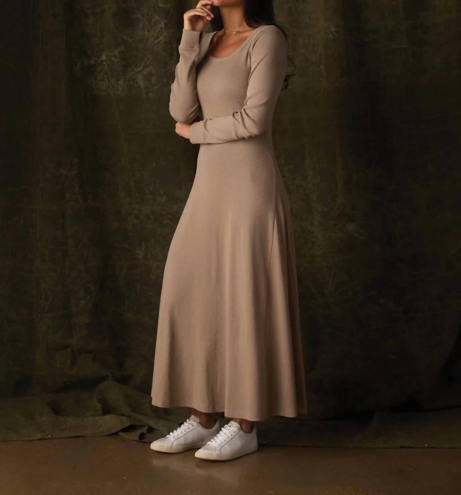 The Normal Brand - Normal Rib Long Sleeve Midi Dress