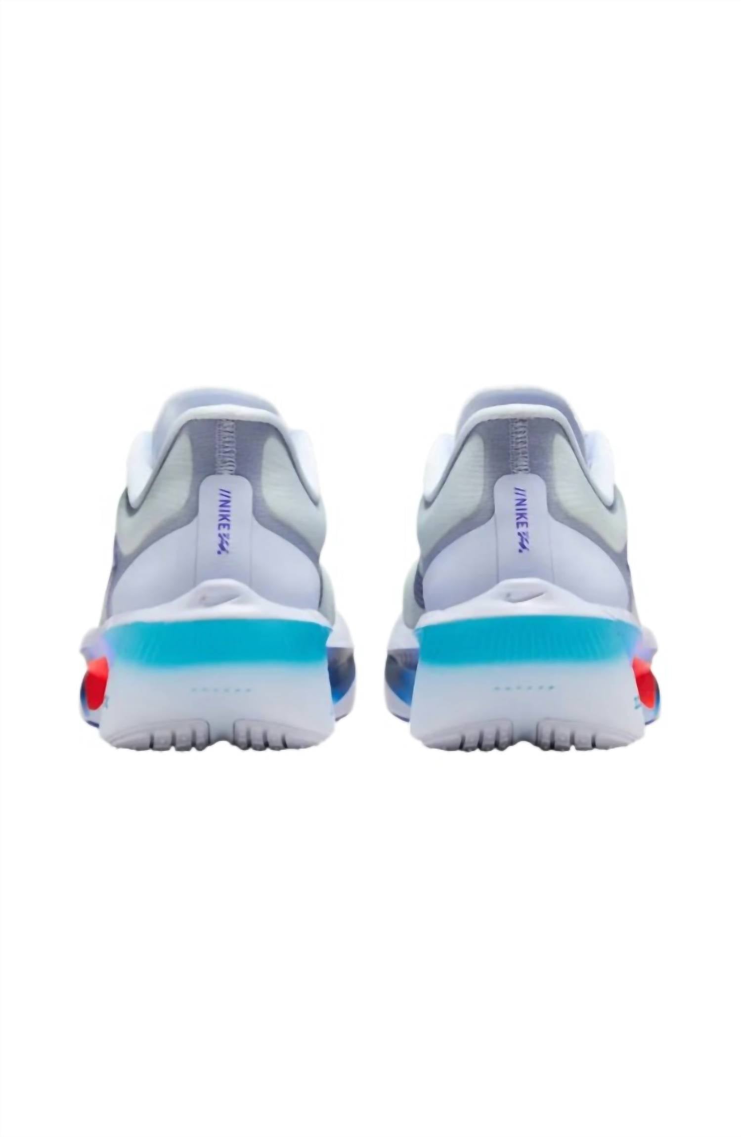 Nike - Women's Fly 6 Running Shoes