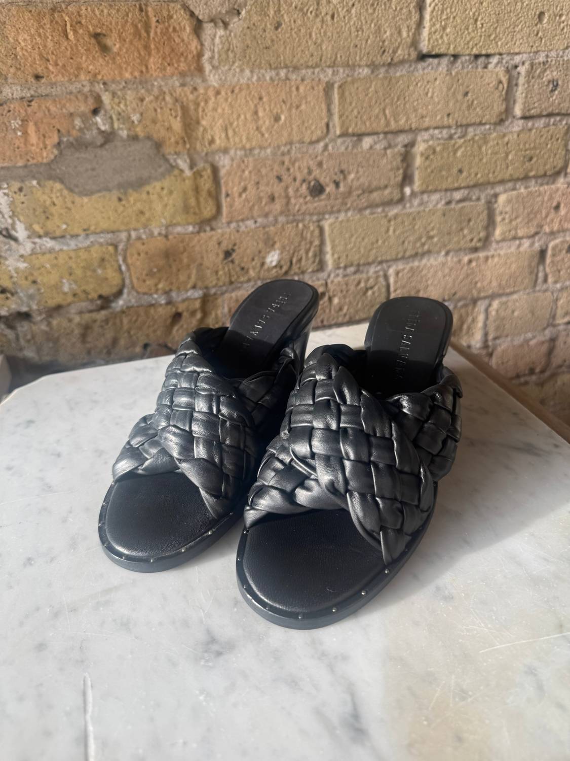 Freda Salvador - Women's Silvia Woven Heel