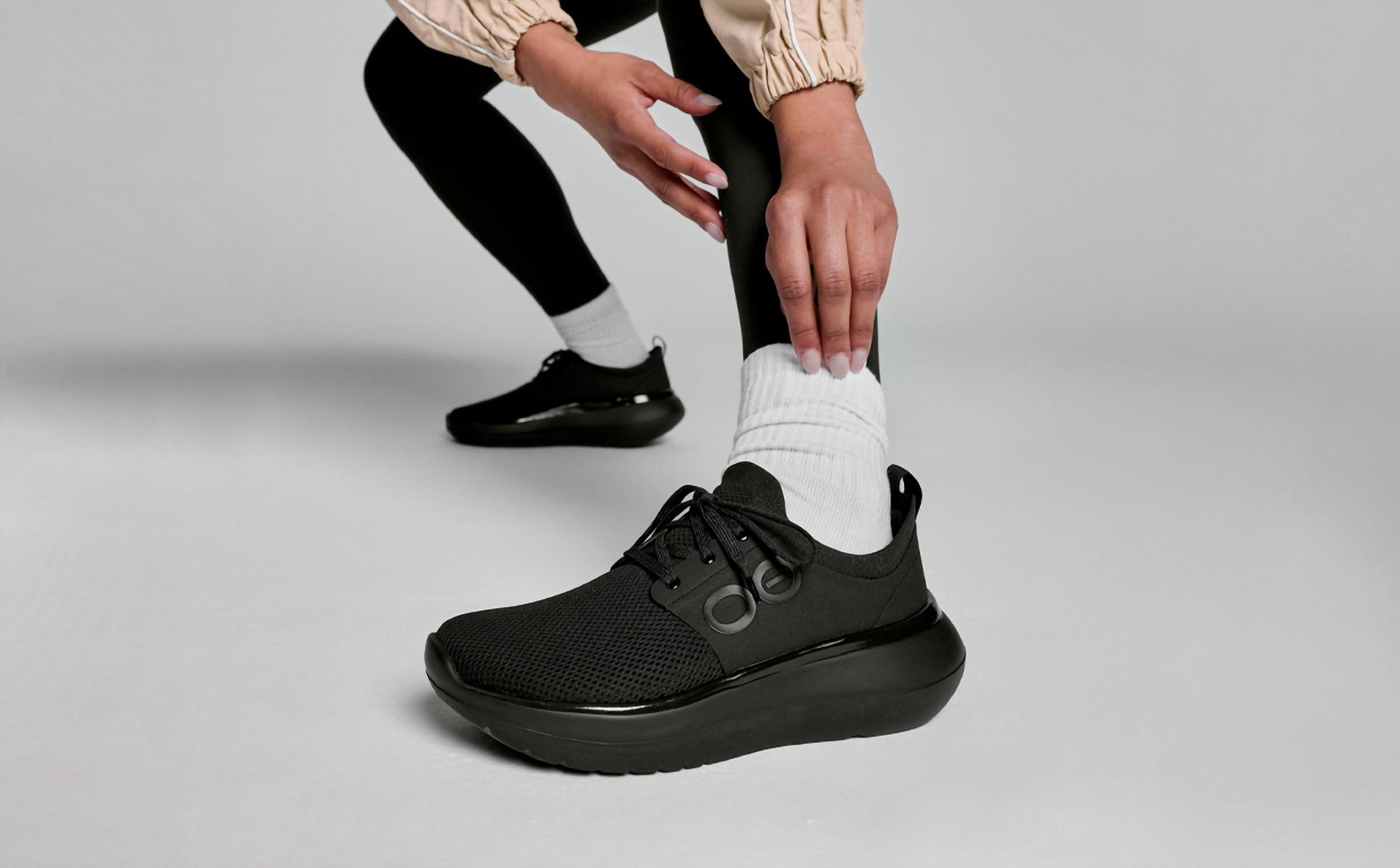 OOFOS Women's Oomy Stride Recovery Shoes in black - women's sneaker - view 8