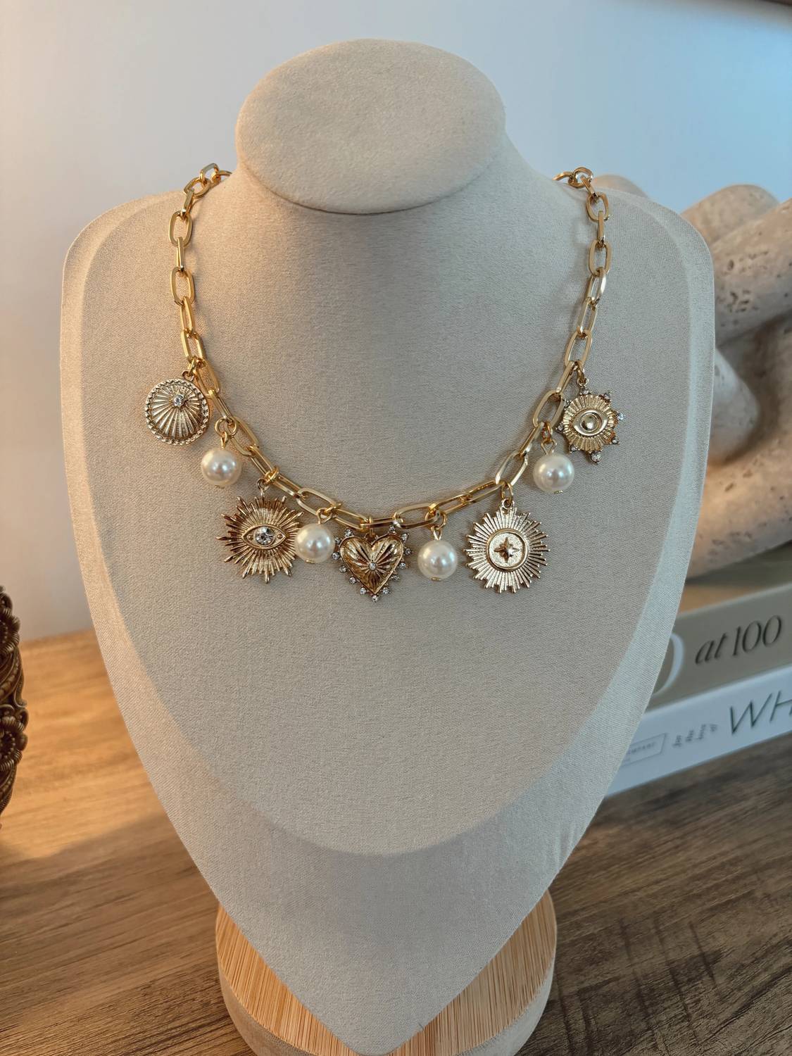 Sessori - Women's Heart Mix Coin Pearl Charm Necklace