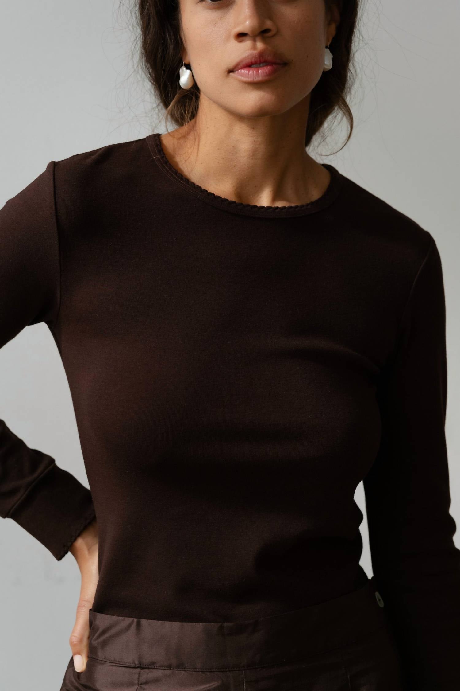 Donni. - Baby Rib Scallop Long Sleeve Tee