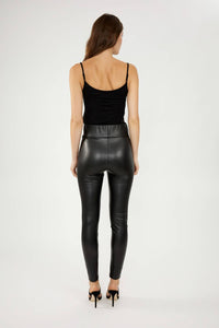 Frank Lyman - High-shine Faux Leather Leggings