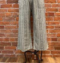 Cut Loose - Women's Easy Crop Linen Stripe Pants