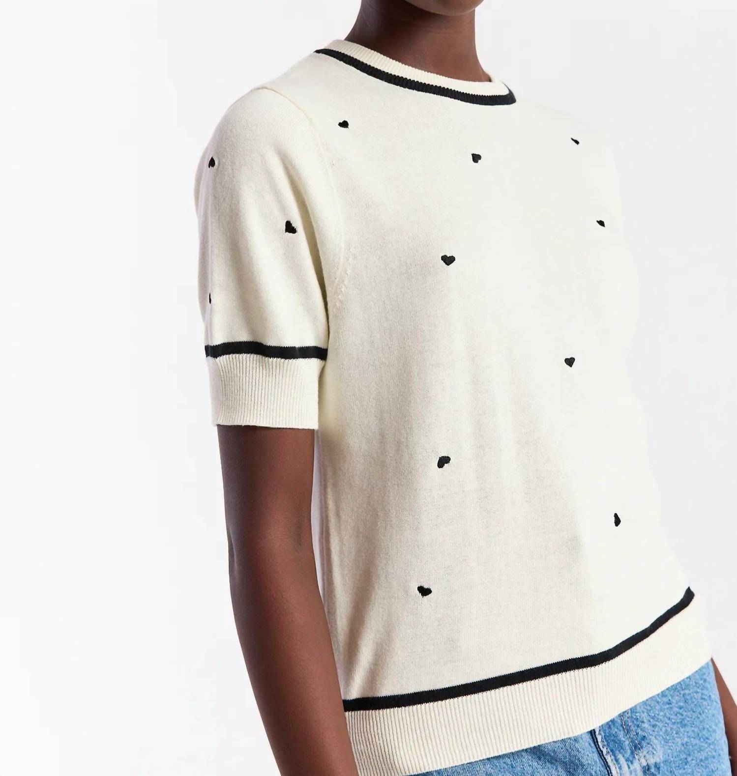 Brodie Cashmere - Mini Heart Embroidered Tee