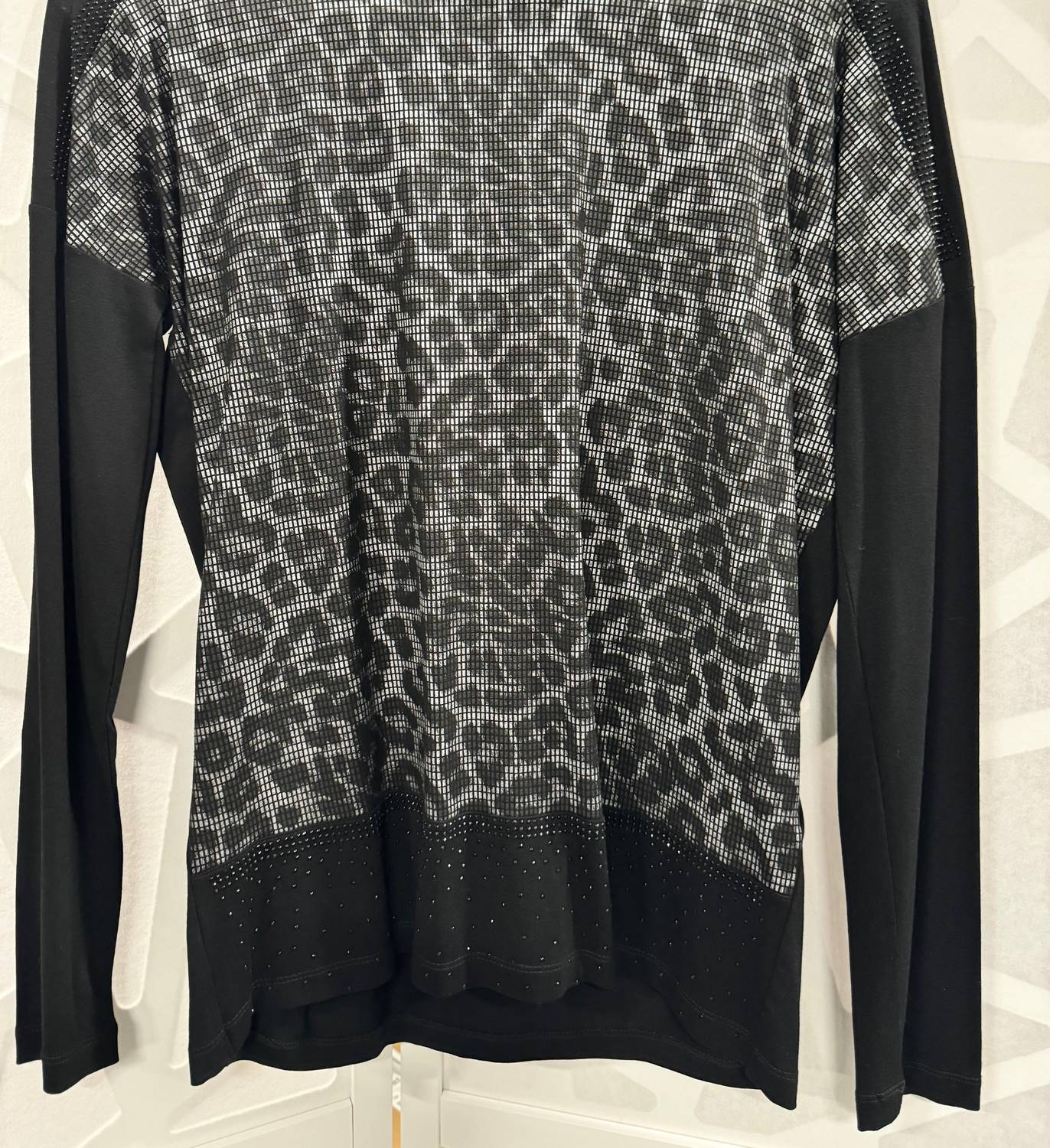 Jane & John - Women's Pullover Cheetah Top