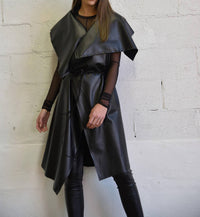 Simply Mila - Uneven Sleeveless Coat