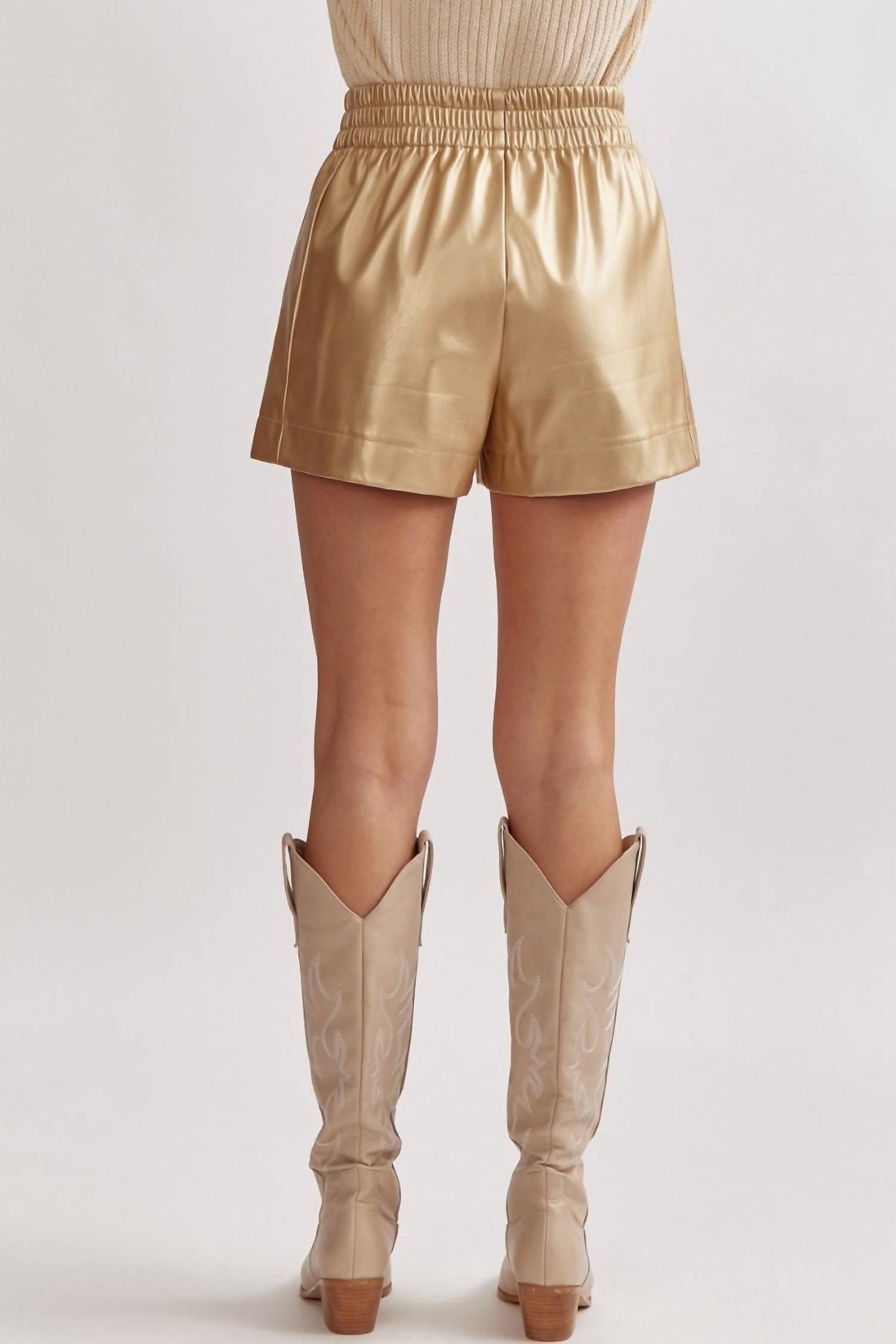 Entro - High Waisted Shorts