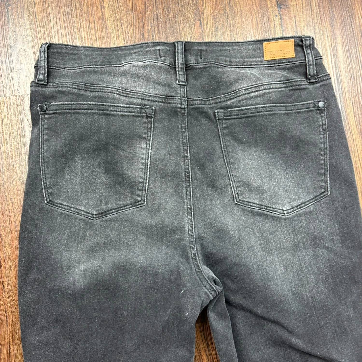 Judy Blue - Women's High Waist Super Flare Jeans