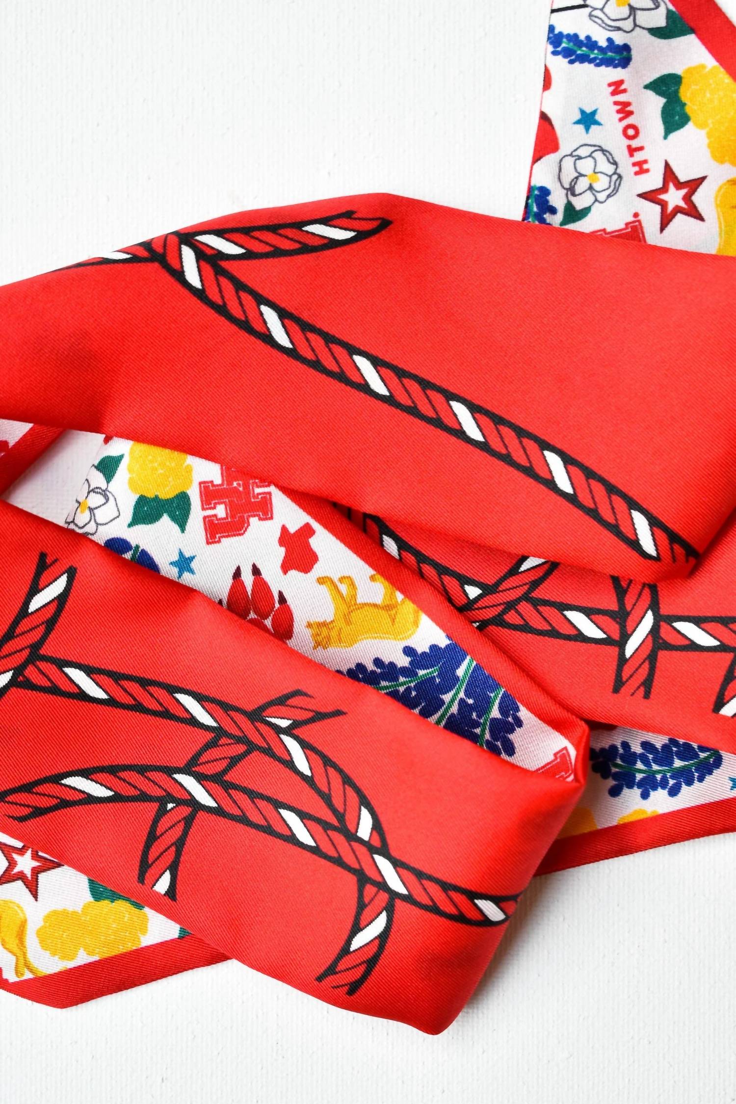 Saturday Silks - Houston Cougars Twilly Scarf