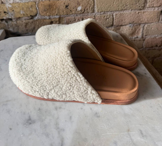 Wal & Pai - Women's Ogden Shearling Clogs