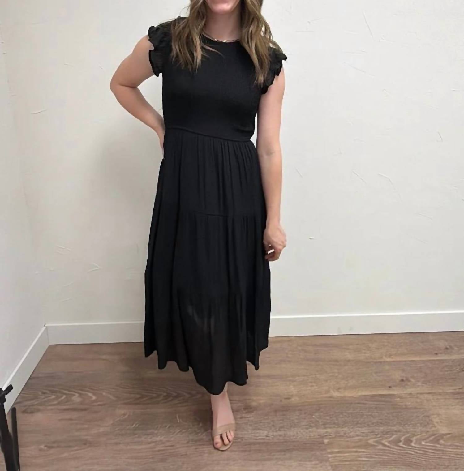 Blu Pepper - Tiered Smocked Short Sleeve Midi Dress