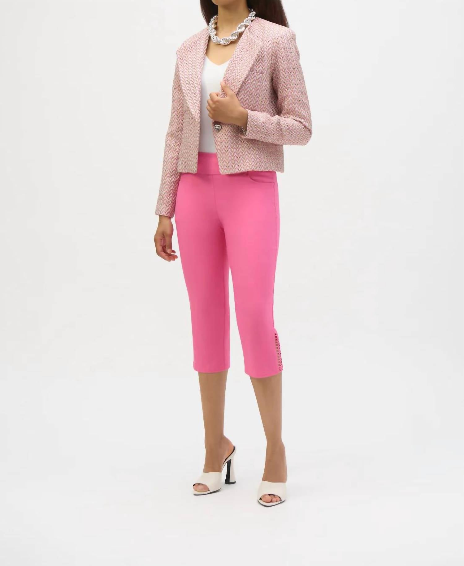 Joseph Ribkoff - Pull On Guipure Capri Pants