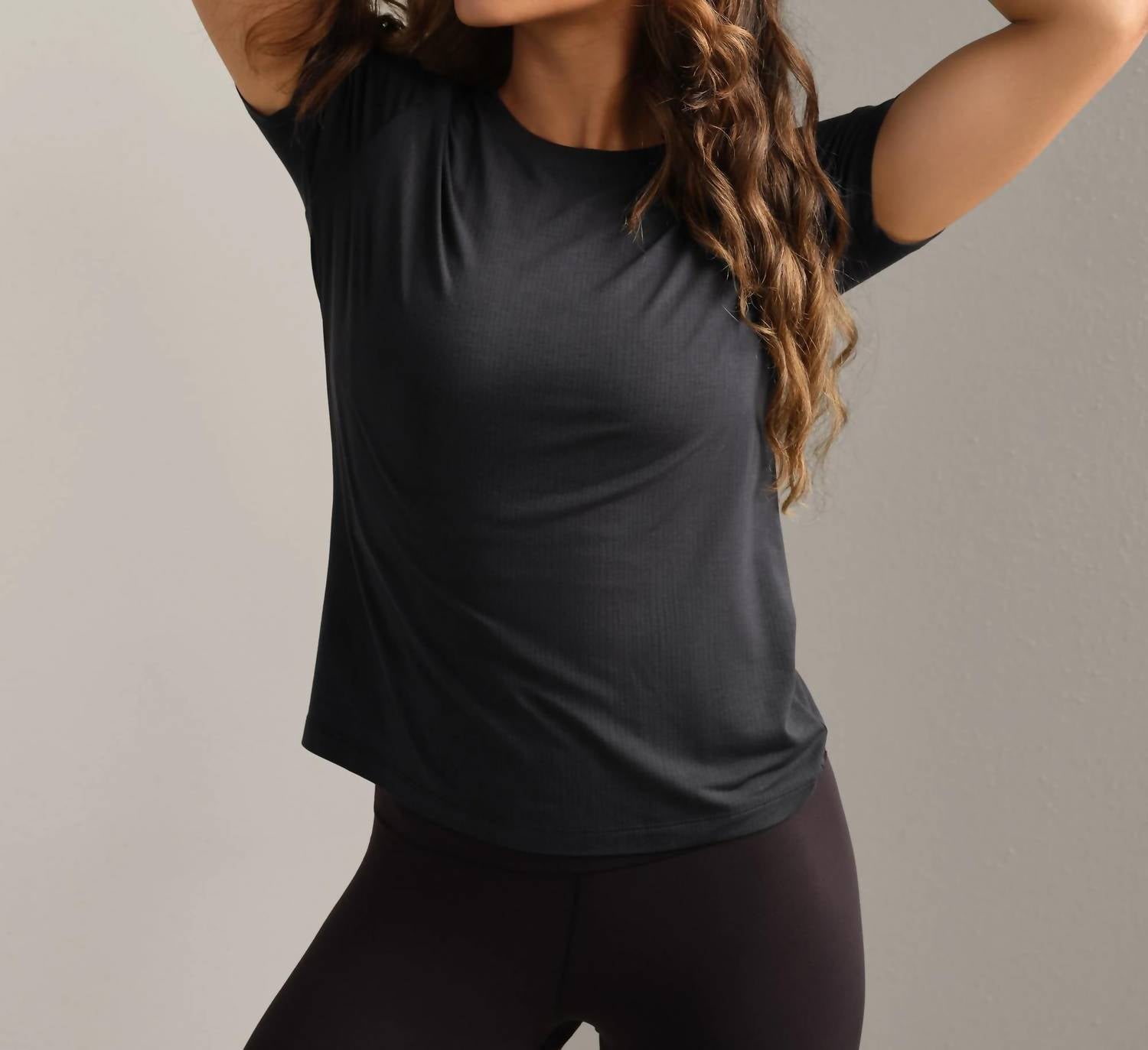 Rhone - Featherweight Ribbed Tee