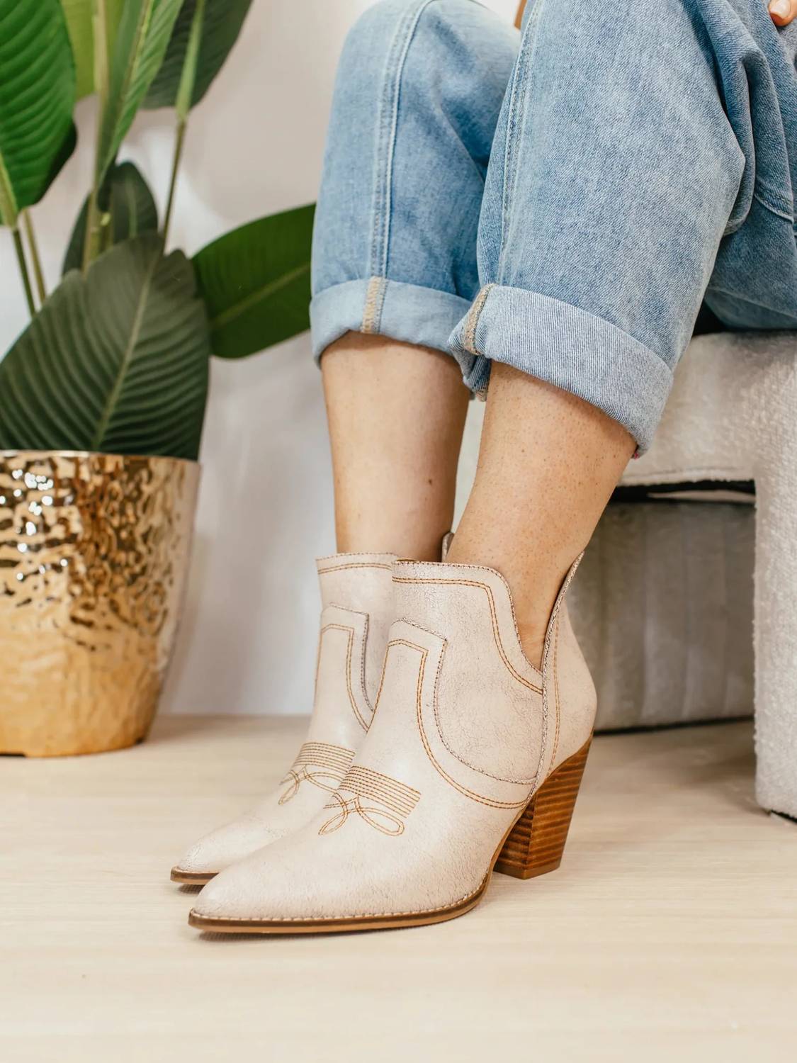 Corkys Footwear - Women's Crackle Smoke Show Booties