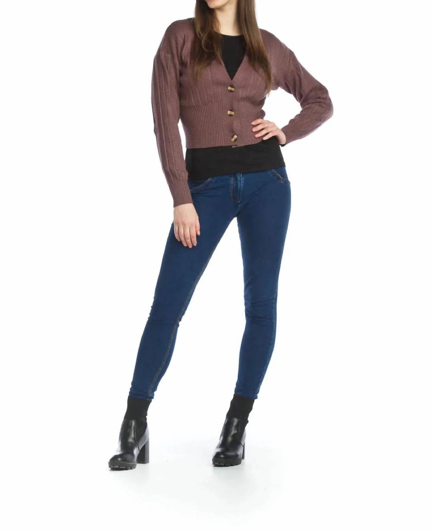 Papillon - Ribbed Short Cropped Cardigan