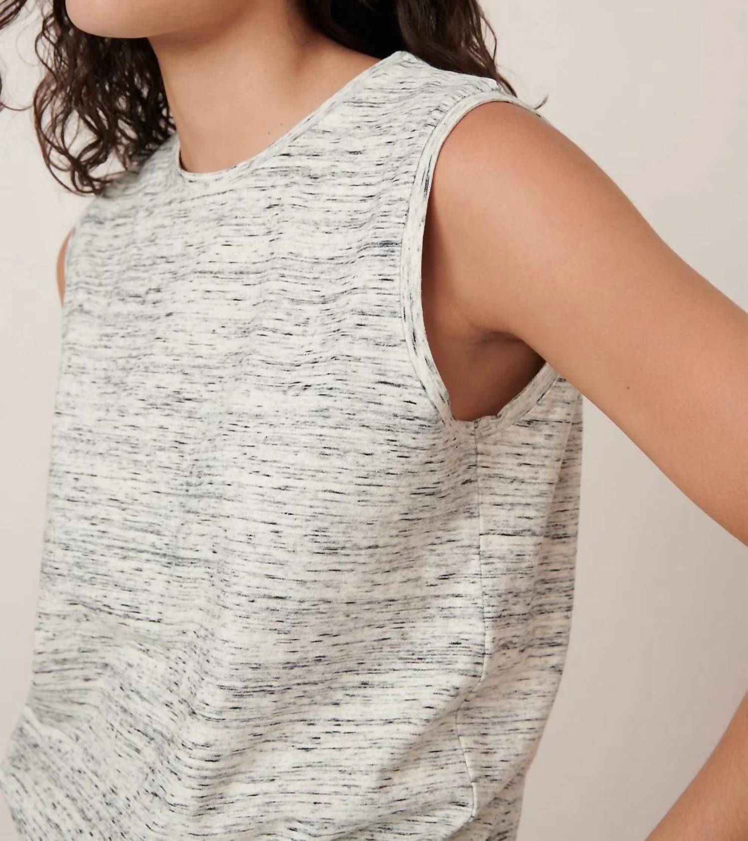 Kowtow - Sleeveless Singlet Top