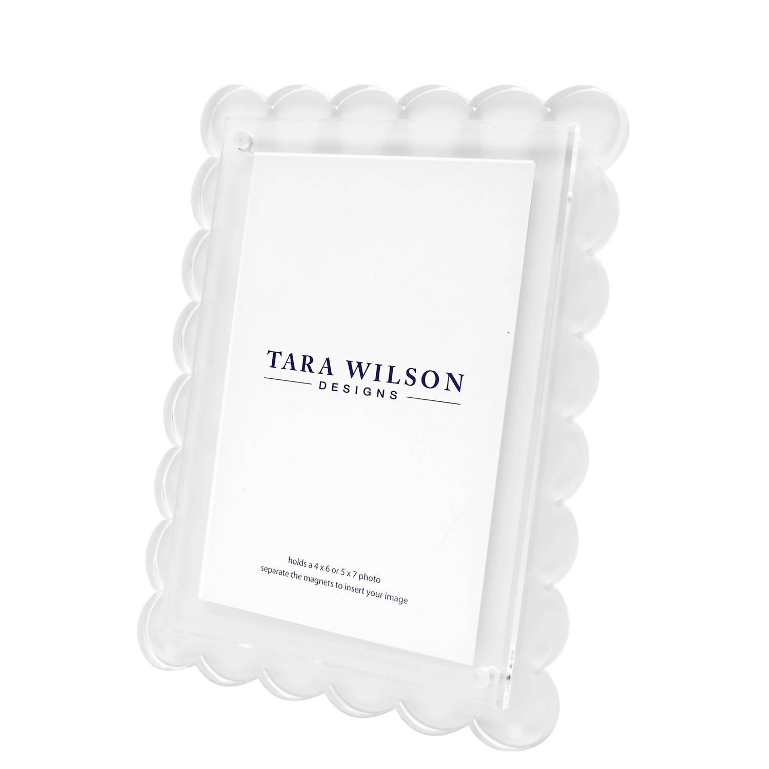 Tara Wilson Designs - Scallop Picture Frame