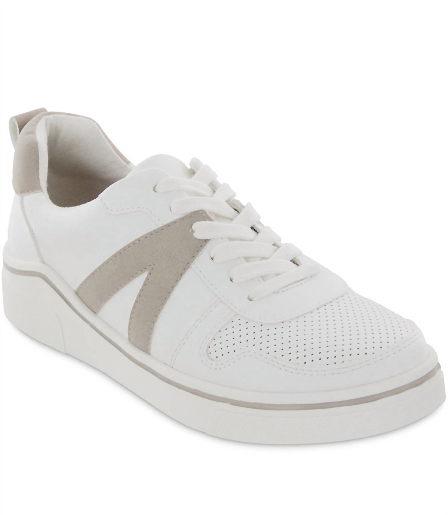 Mia - Women's Alta Lace-up Sneaker