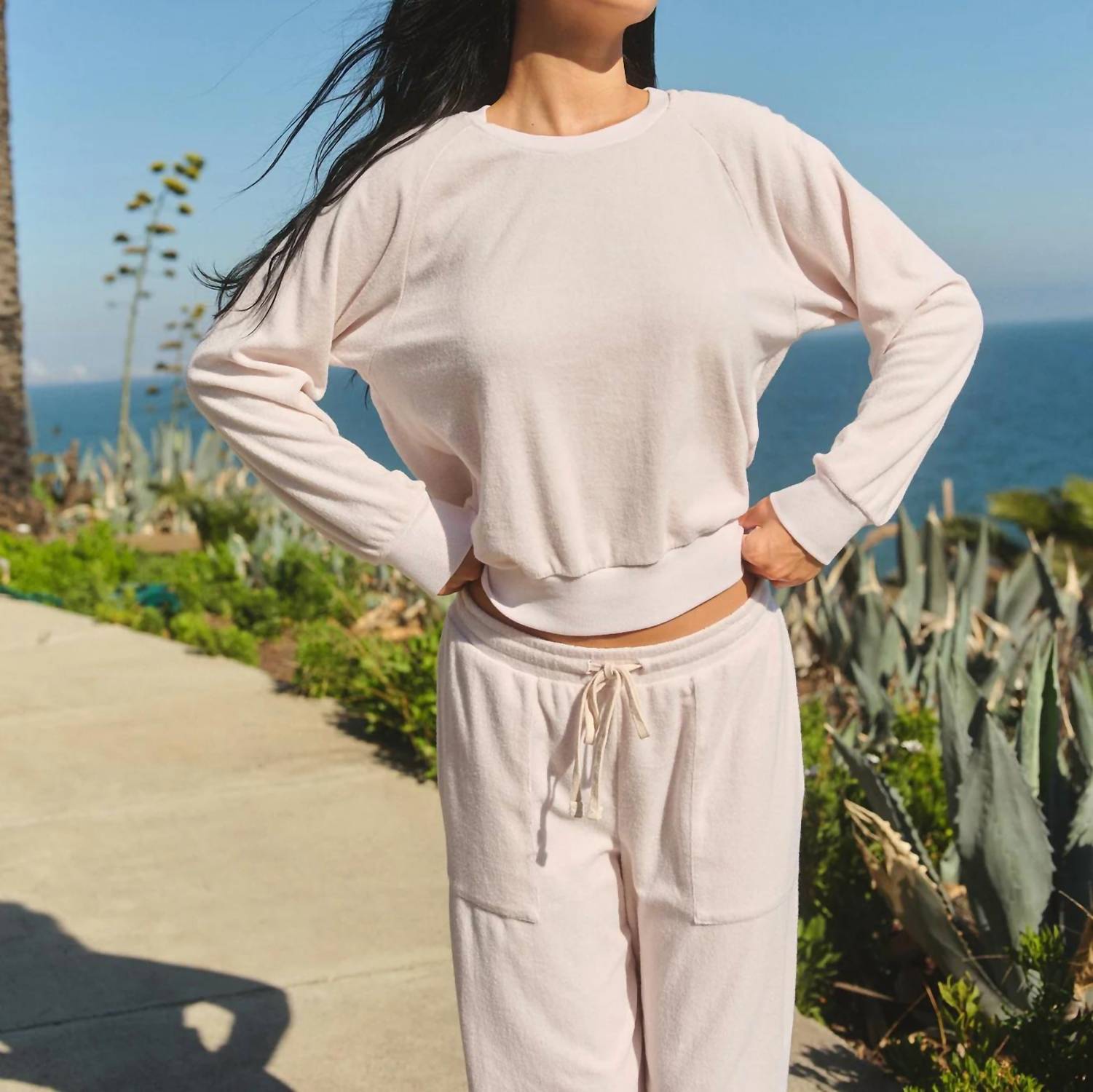 Sundry - Raglan Sport Crew Sweatshirt