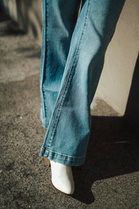 ROLLA'S Eastcoast Flare Jeans in kate blue - women's jeans - alternate view