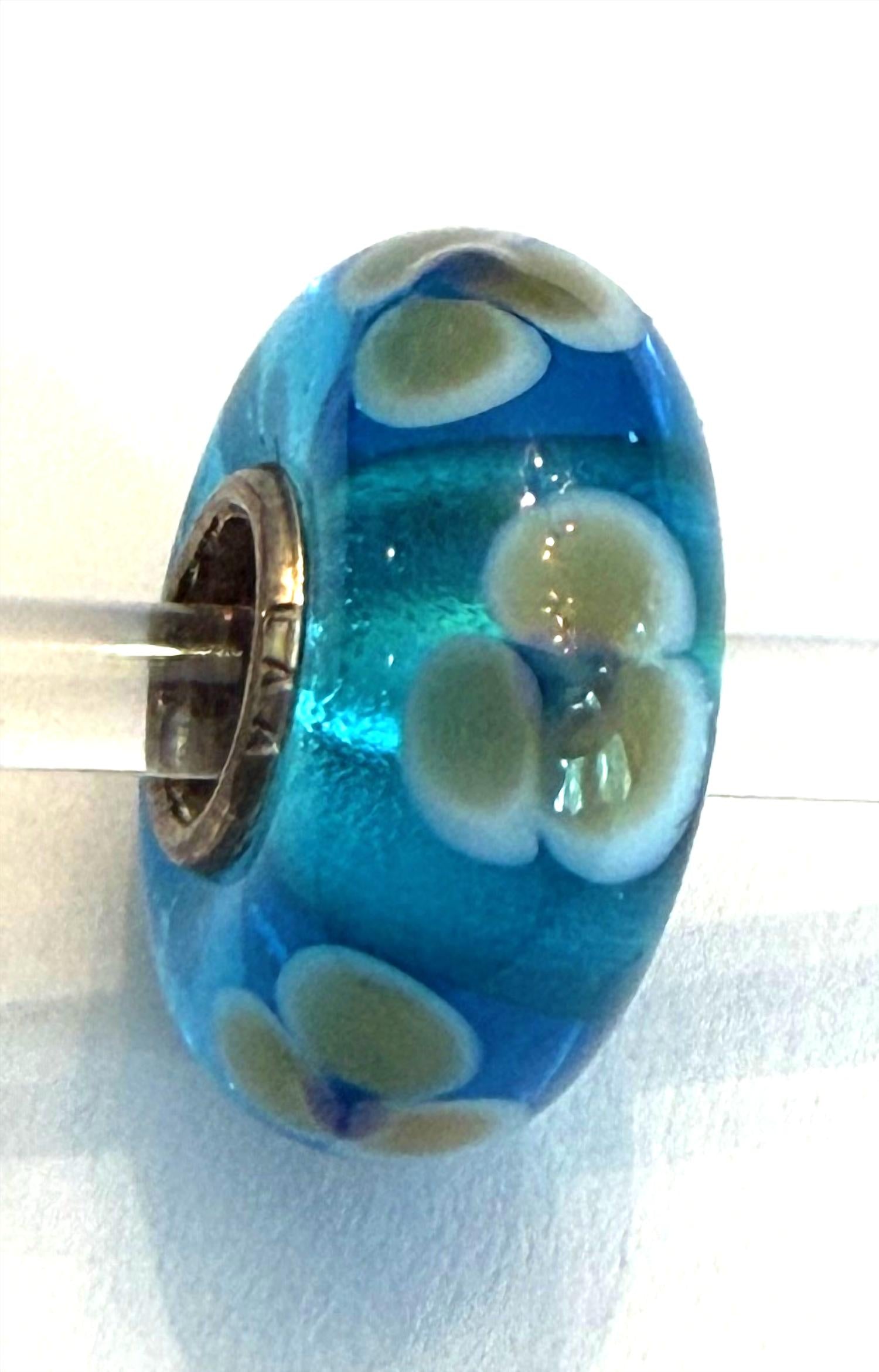 Trollbeads Women's Universal Flowers Glass Bead in unique teal with beige - women's jewelry