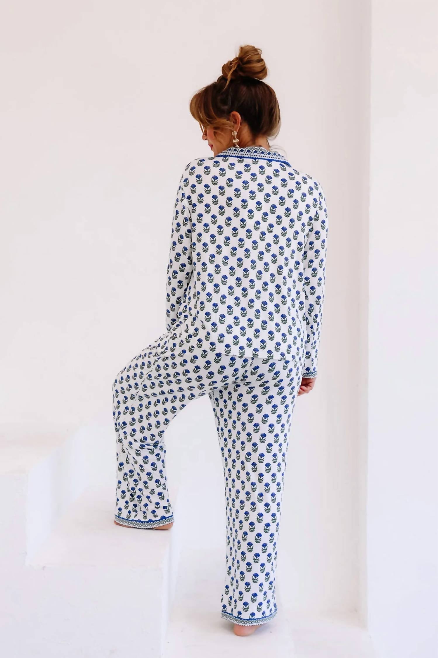 Mary Square - Charlotte Floral Foulard Pajama Set