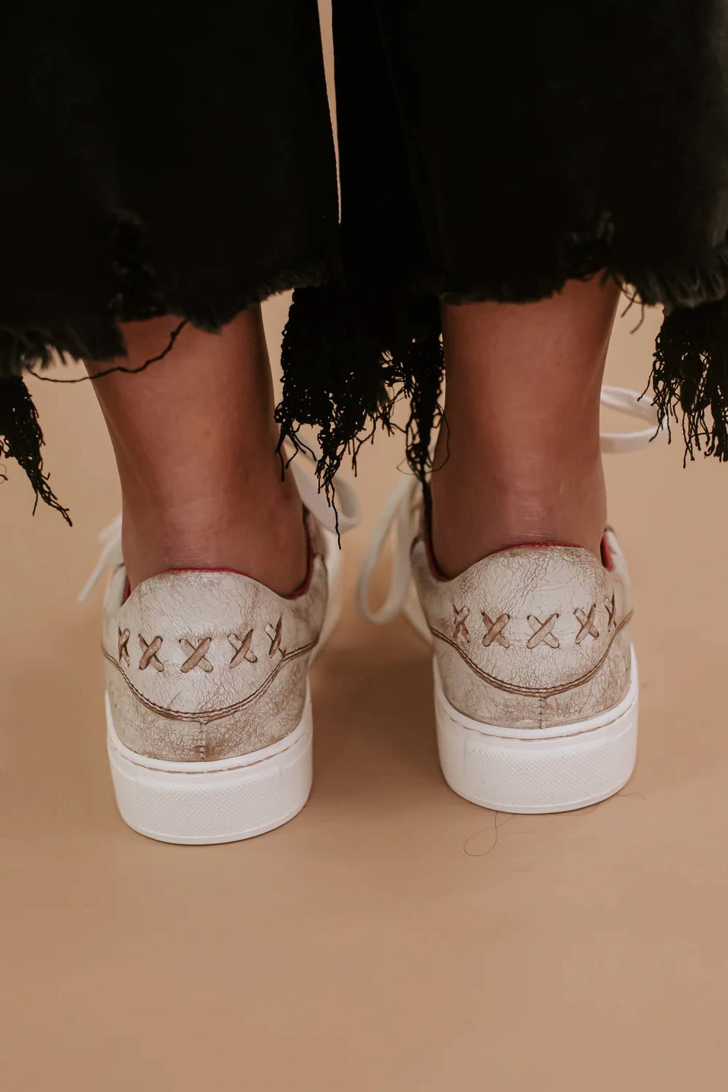 Bedstu - Women's Azeli Sneaker