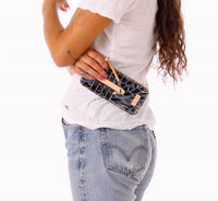Consuela - Women's Card Organizer