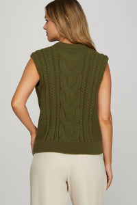 She + Sky - Sleeveless Cable Knit Sweater Vest