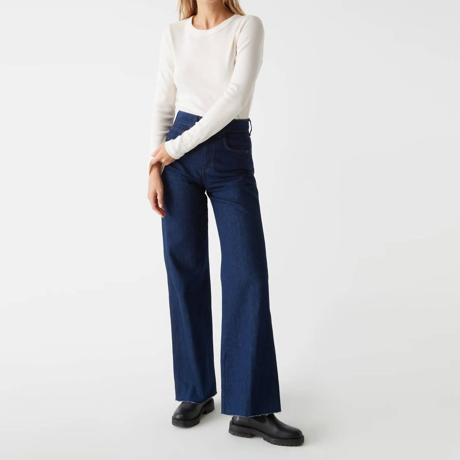 Michael Stars Orion Long Sleeve Tee in white - women's long sleeve top